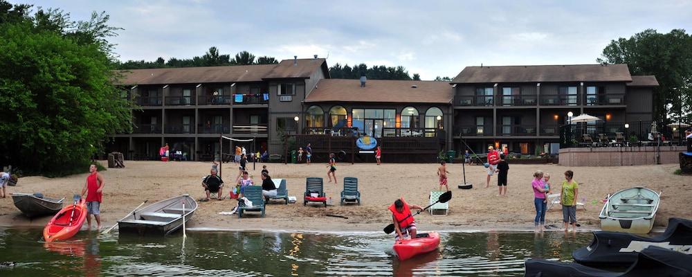 贝克斯日落海湾度假酒店 Lake Delton 外观 照片
