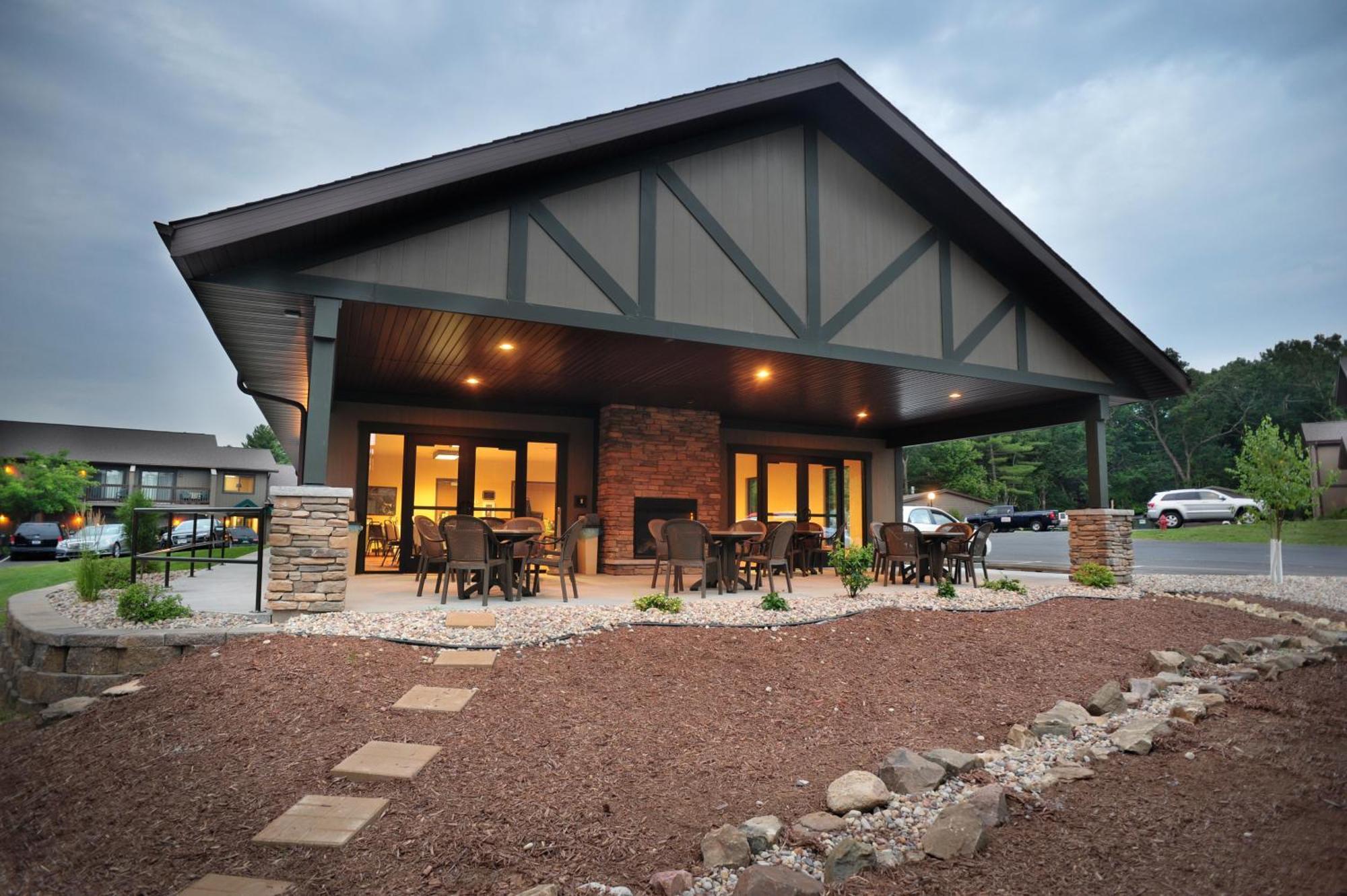 贝克斯日落海湾度假酒店 Lake Delton 外观 照片