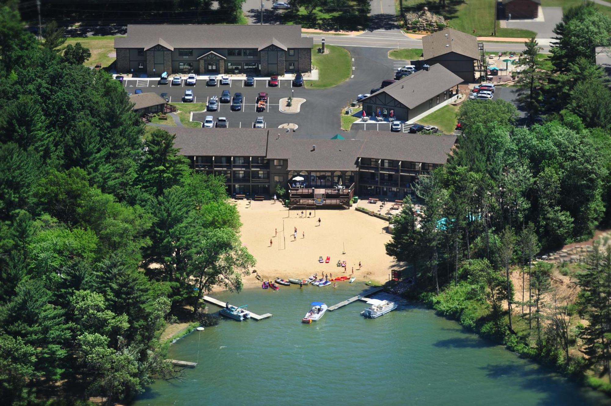 贝克斯日落海湾度假酒店 Lake Delton 外观 照片